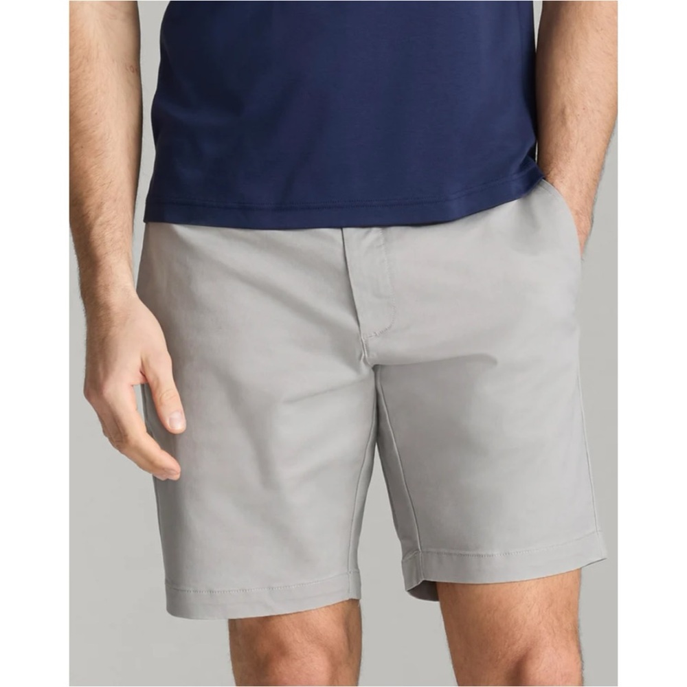 UNTUCKit 9” Chino Shorts in Gray Size 34